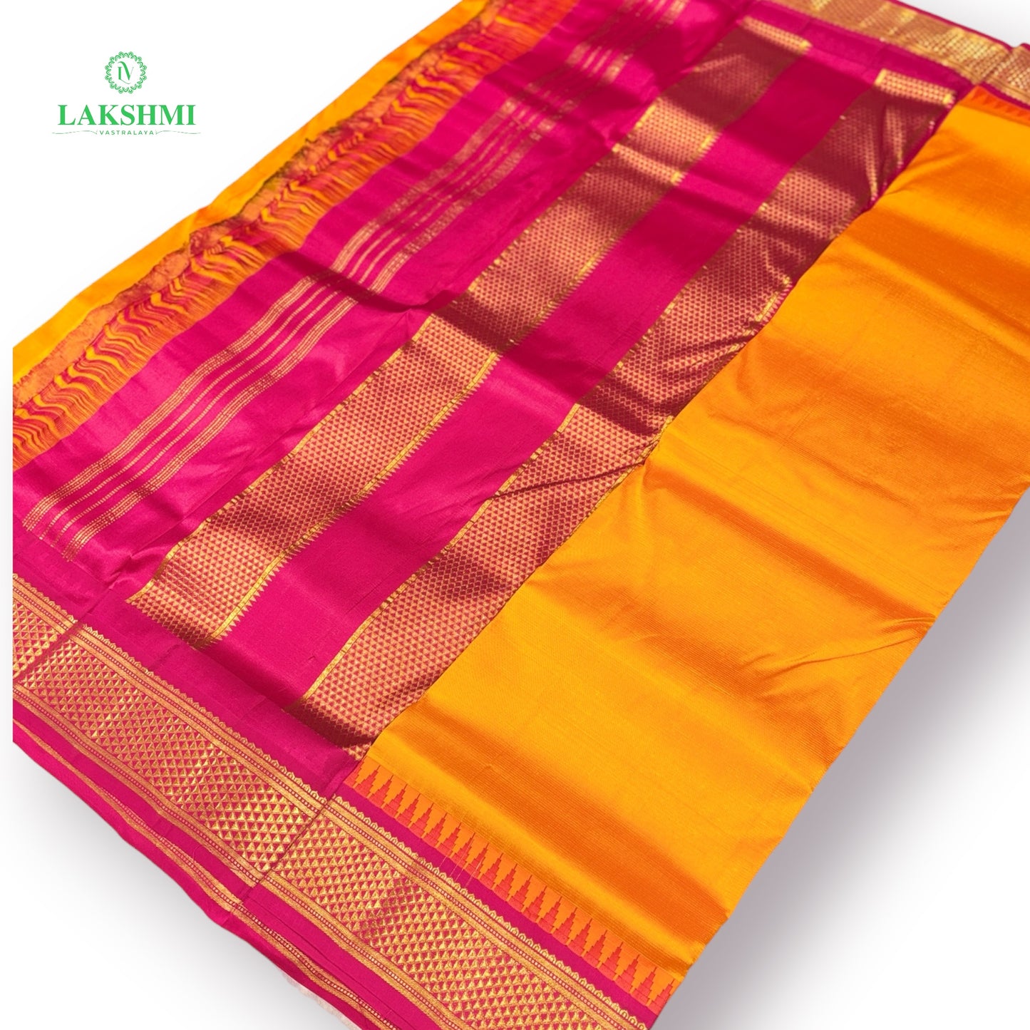 Shanmughapriya 10Y Vairoosi Kanchipuram