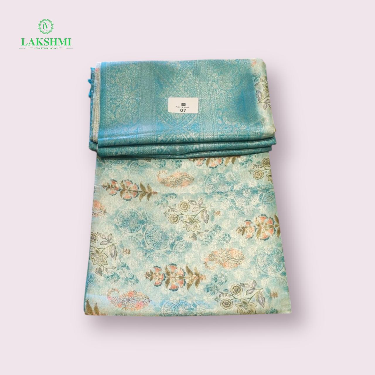 Priti - Semi Banarasi No 07