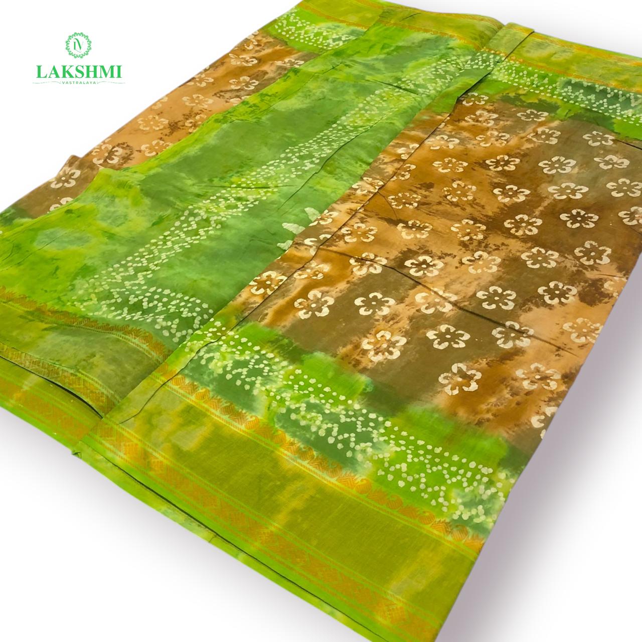 Hindolam 10.5Yards Wax Batik Sungudi - Mehndi Green with Light Green