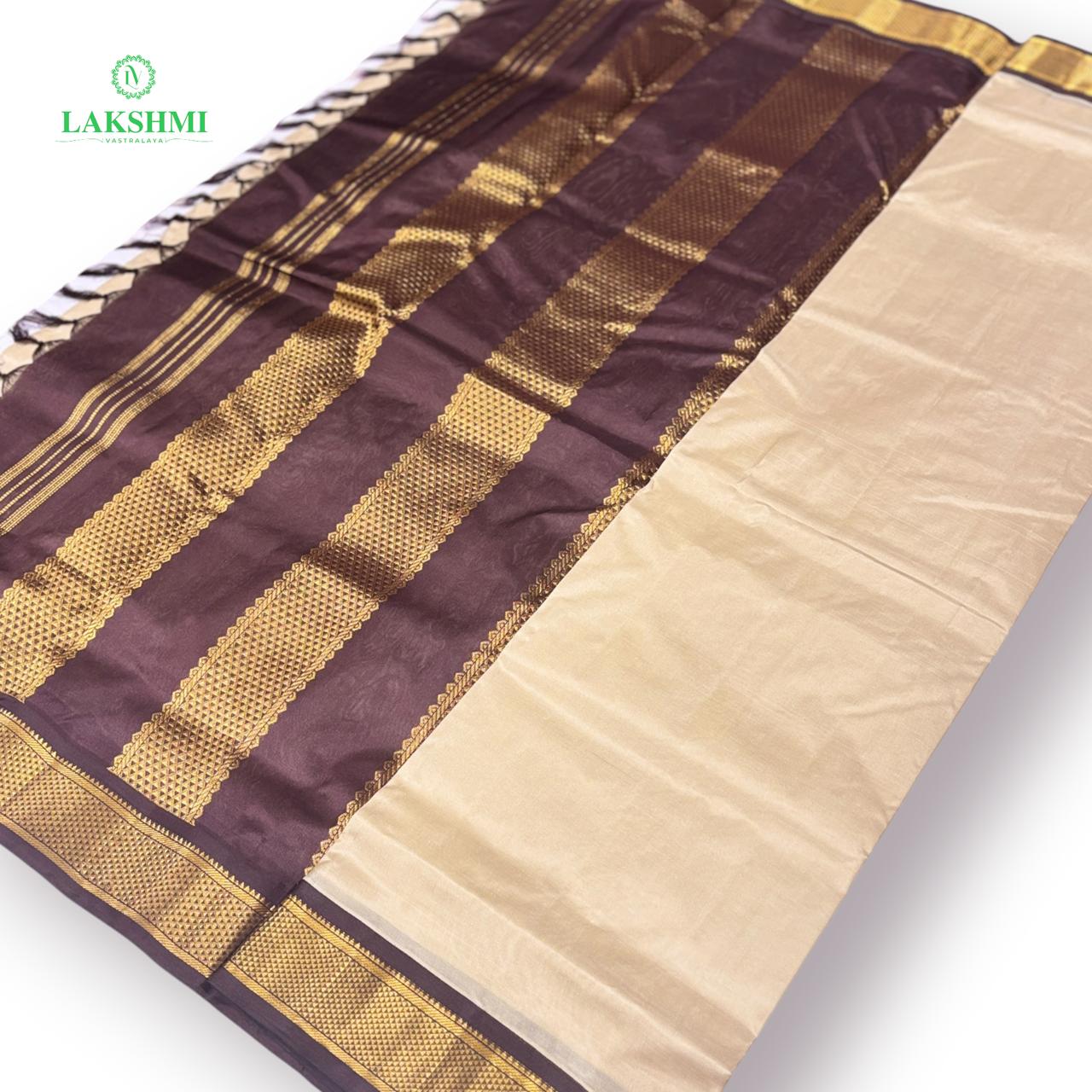 Sudha Dhanyasi 10.5 Yards - 010803