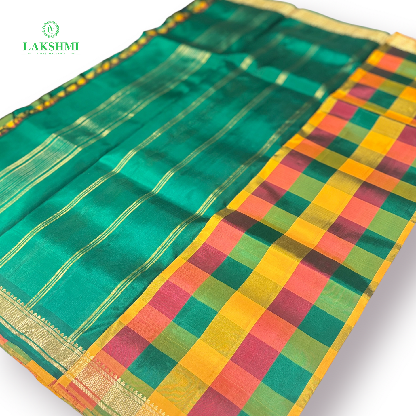 Madhuvanthi Palum Pazhavum - 10.5 Yards