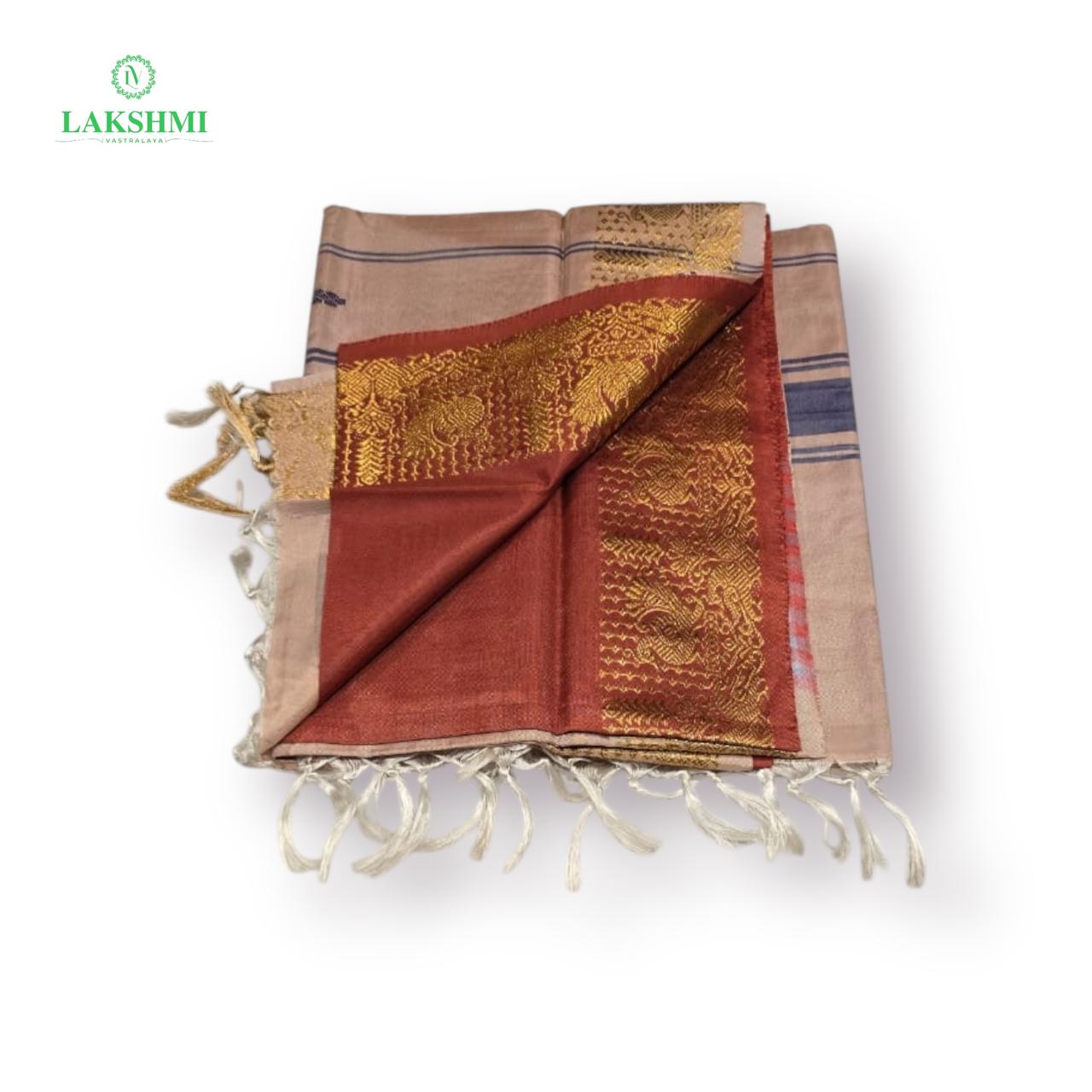 Vazhanar Pattu Saree - 101015