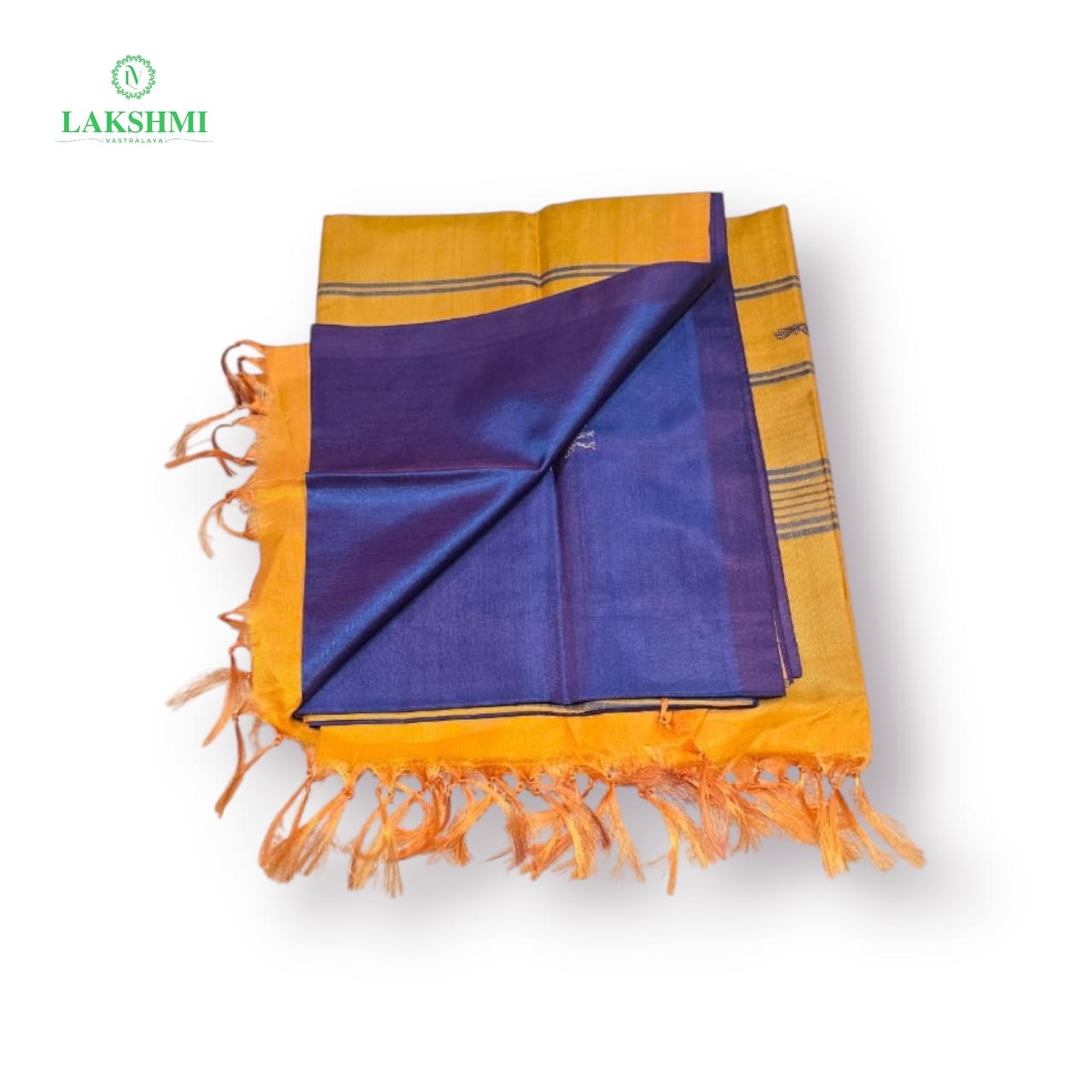 Vazhanar Pattu Saree - 101010