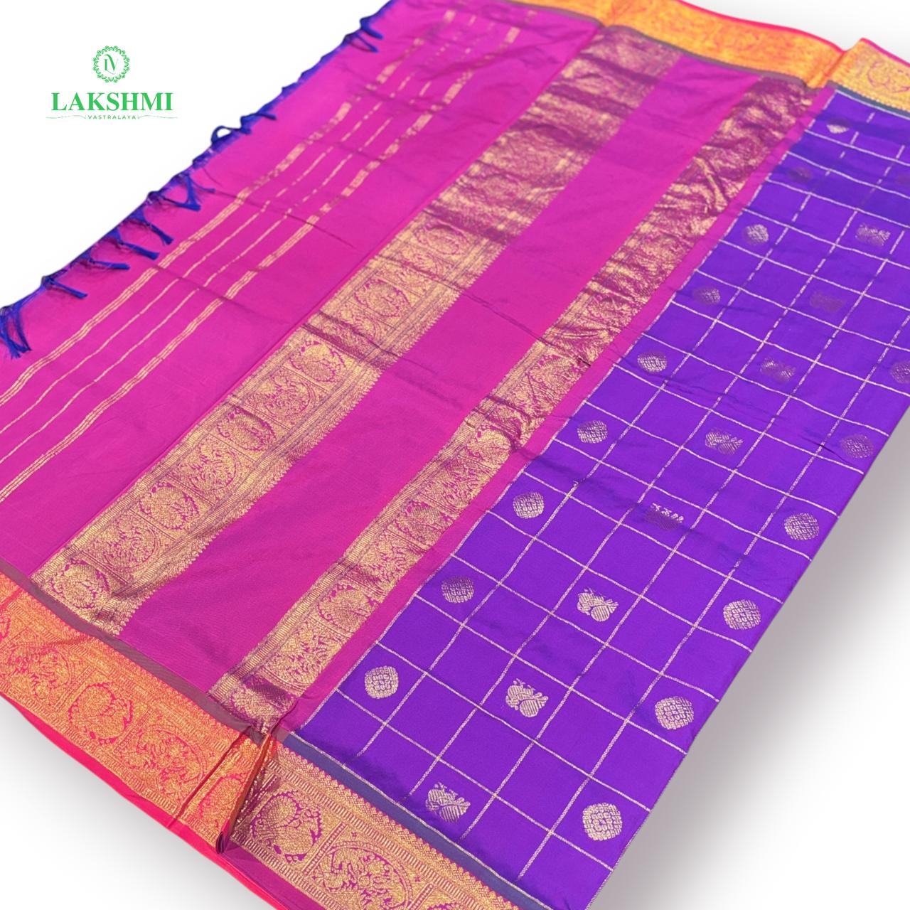 Charukesi Semi Silk 10 Yards - 010811