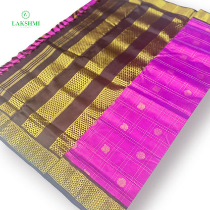 Chakravakam – Pure Kanchipuram Silk Madisar | 10 Yards - Brght Magenta with Coffee Brown