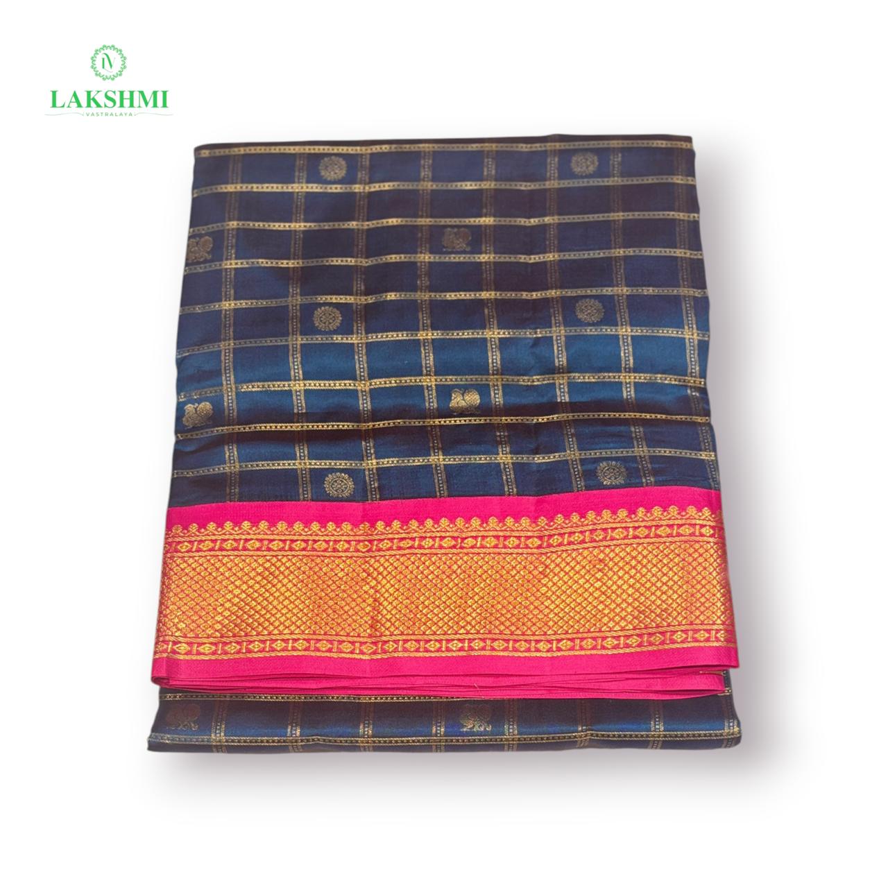 Chakravakam – Pure Kanchipuram Silk Madisar | 10 Yards - Navy Blue with Pink