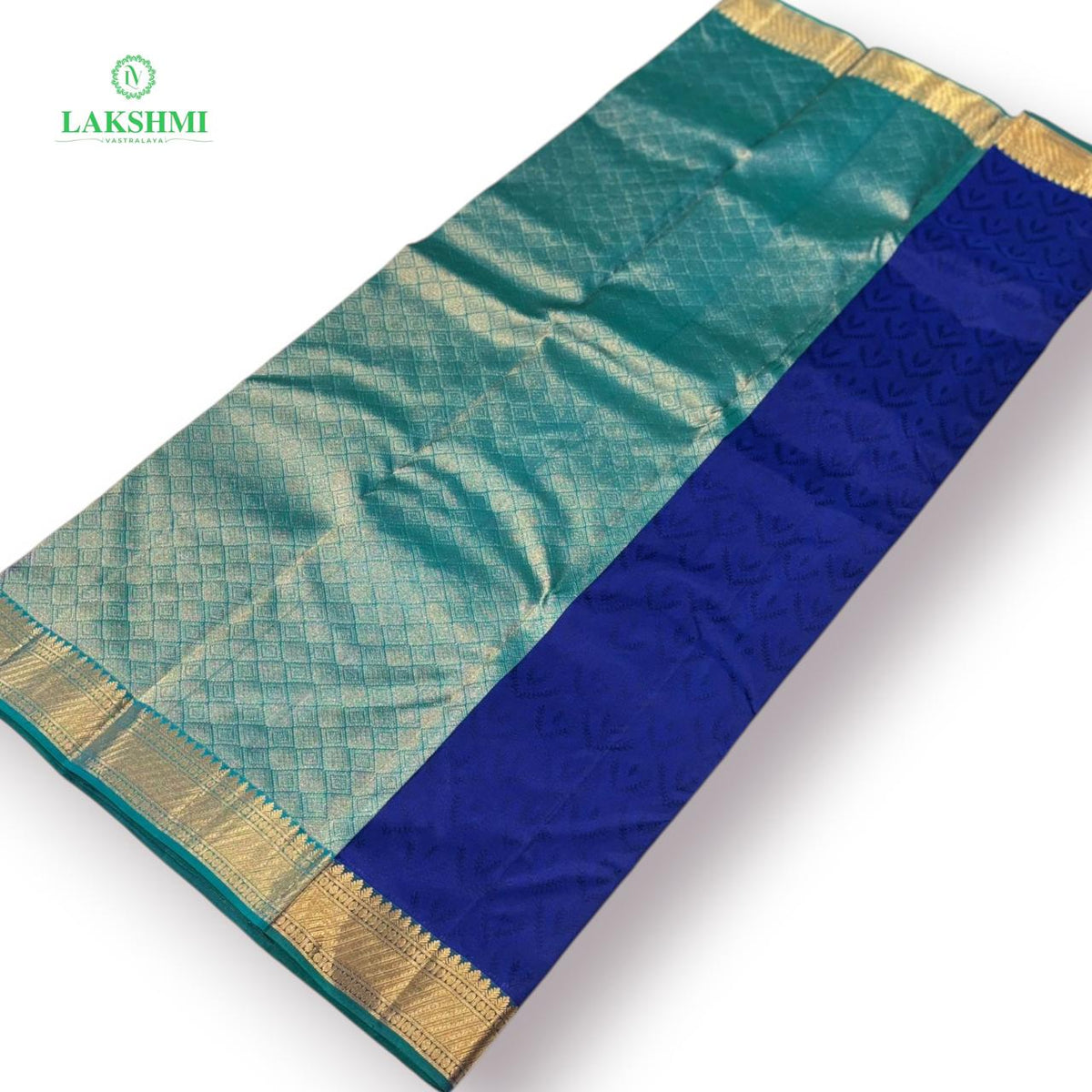 Lalithangi – Embossed Pure Kanchipuram Silk | 251001